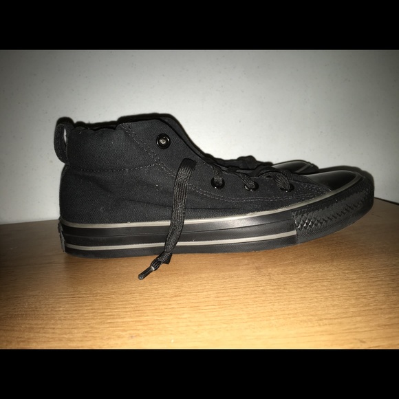 Black Converse - Picture 2 of 3
